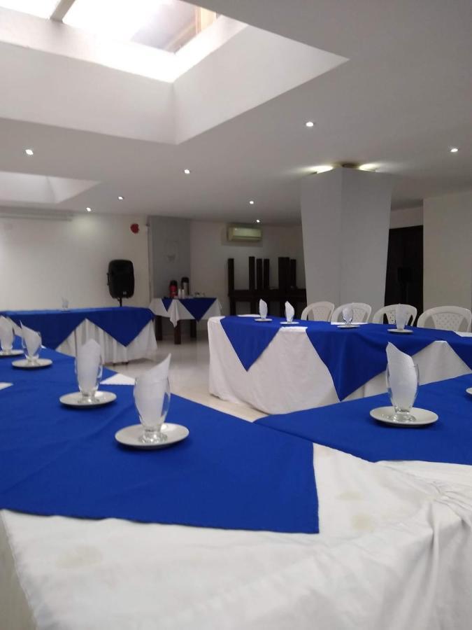 Aw Hotel Chipichape Urban Cali Esterno foto